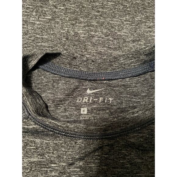 Nike Dri-Fit Short Sleeve T-Shirt - Gray - Size Medium - Picture 3 of 5